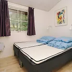 6 Person In Store Fuglede-by Traum *
