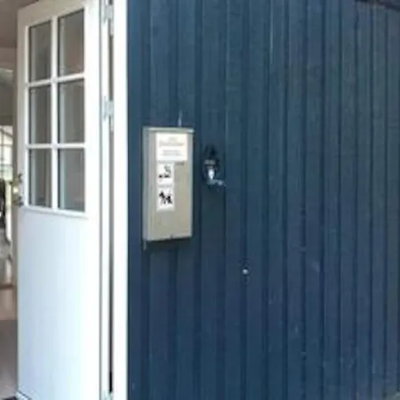 6 Person In * Store Fuglede